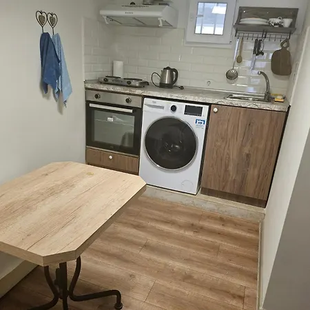 гарсониера в центъра на град Apartmán