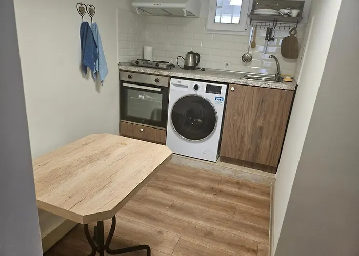 гарсониера в центъра на град Apartmán